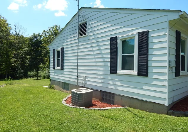 3rd image of 5701 Lake Rd, Salem Twp, OH 45152 | MLS# 1889355