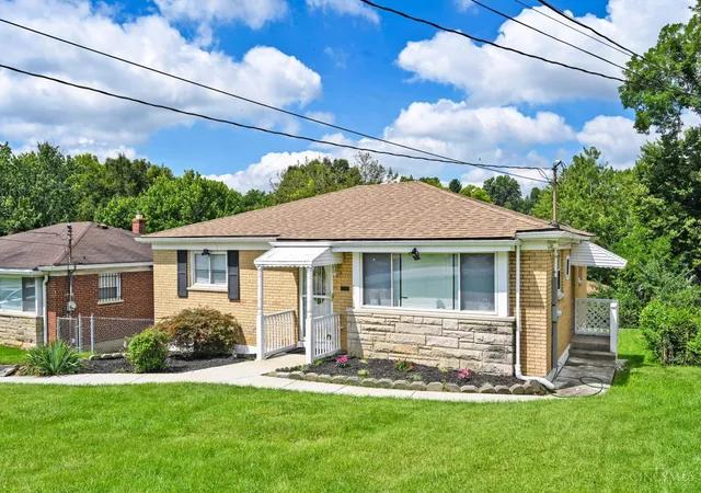 Photo 3 of Single family home for sale at 6555 Daly Rd, Cincinnati, OH 45224 | MLS# 1889380 | Listing updated on 2026-09-11