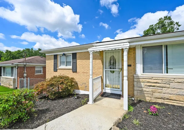 Photo 3 of Single family home for sale at 6555 Daly Rd, Cincinnati, OH 45224 | MLS# 1889380 | Listing updated on 2026-09-11