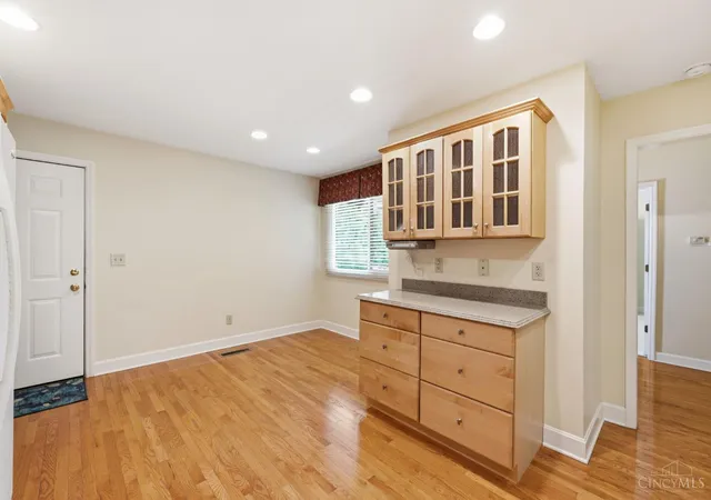 5th image of 104 Miami Lakes Dr, Milford, OH 45150