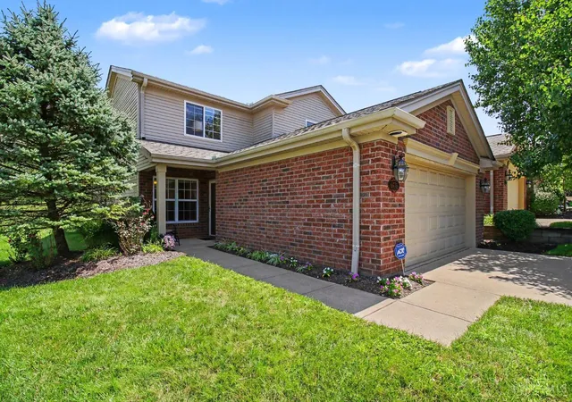 1st image of 6976 Aspen Point Ct, Green Twp, OH 45247 | MLS# 1889484