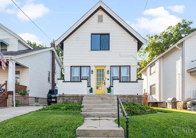 3rd image of 5308 Rolston Ave, Norwood, OH 45212 | MLS# 1889473