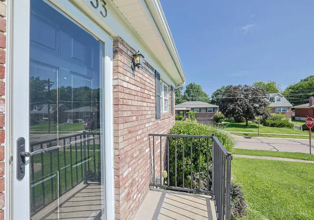 3rd image of 7833 Spirea Dr, Sycamore Twp, OH 45236 | MLS# 1889214