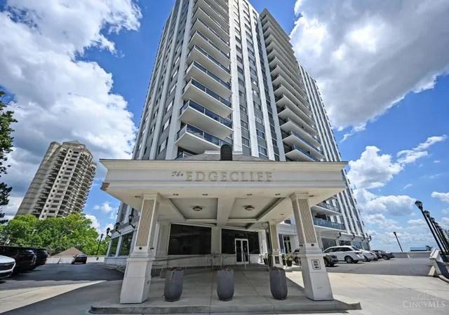1st image of 2200 Victory Pkwy #1907, Cincinnati, OH 45206 | MLS# 1889279