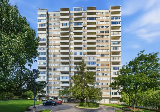 Photo 1 of Sale Pending at 2324 Madison Rd #1608, Cincinnati, OH 45208 | MLS# 1888633 | Listing updated on 2026-09-11