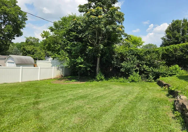 8th image of 1944 Parkamo Ave, Fairfield Twp, OH 45015 | MLS# 1889512