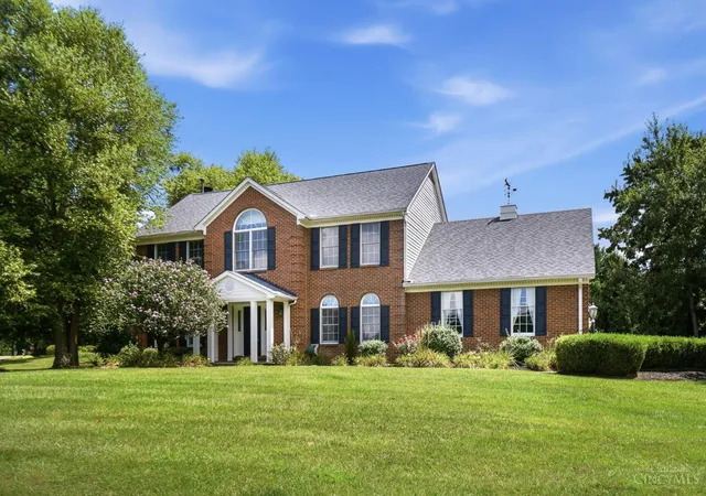 3rd image of 7564 Fawnmeadow Ln, Sharonville, OH 45241 | MLS# 1886519