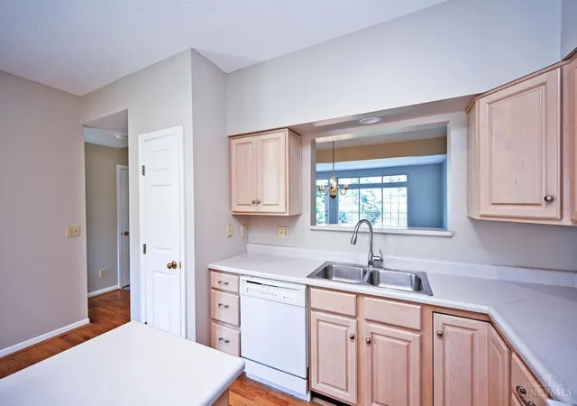 Photo 3 of Townhouse for sale at 4327 Courageous Cir, Cincinnati, OH 45252 | MLS# 1889504 | Listing updated on 2026-08-17