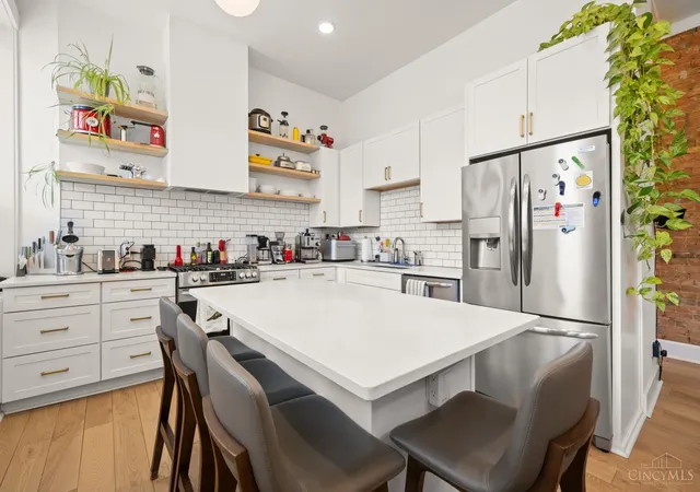 Photo 3 of Condo for sale at 1909 Race St #1, Cincinnati, OH 45202 | MLS# 1889542 | Listing updated on 2026-08-05