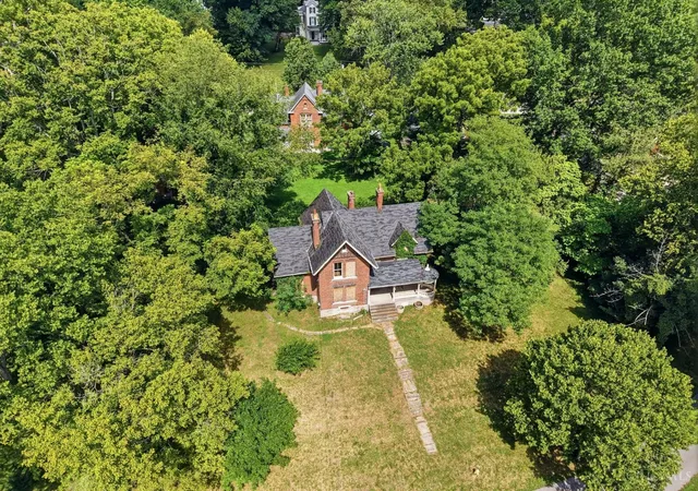 Photo 4 of Single family home for sale at 7222 Catalpa Rd, Cincinnati, OH 45233 | MLS# 1889361 | Listing updated on 2026-08-26