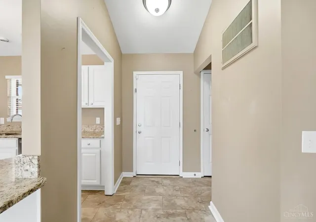 3rd image of 601 Quiet Creek Ct, Wilmington, OH 45177 | MLS# 1889501