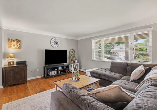 Photo 3 of Sale Pending at 2671 Wayward Winds Dr, Cincinnati, OH 45230 | MLS# 1889521 | Listing updated on 2026-08-10
