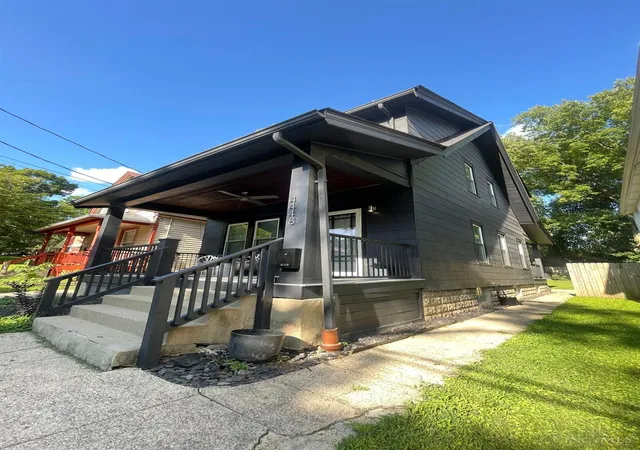 Photo 2 of Single family home for sale at 4448 Station Ave, Cincinnati, OH 45232 | MLS# 1889506 | Listing updated on 2026-09-17