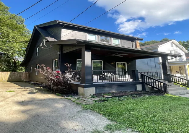 Photo 3 of Single family home for sale at 4448 Station Ave, Cincinnati, OH 45232 | MLS# 1889506 | Listing updated on 2026-09-17