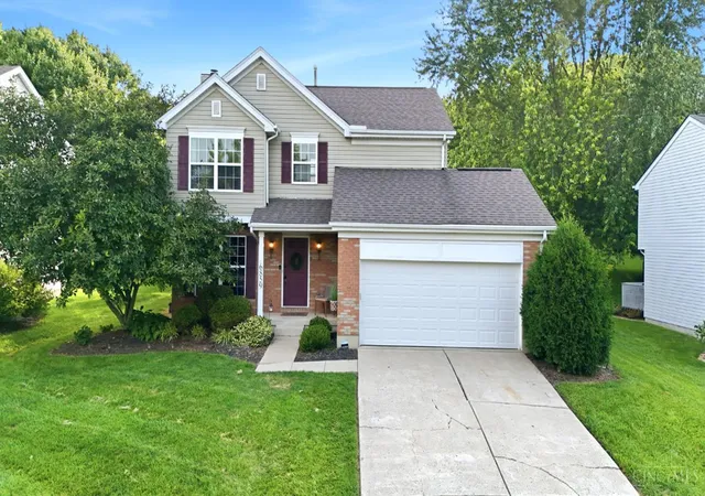 Photo 1 of Sale Pending at 6859 Autumn Glen Dr, West Chester, OH 45069 | MLS# 1889242 | Listing updated on 2026-09-17