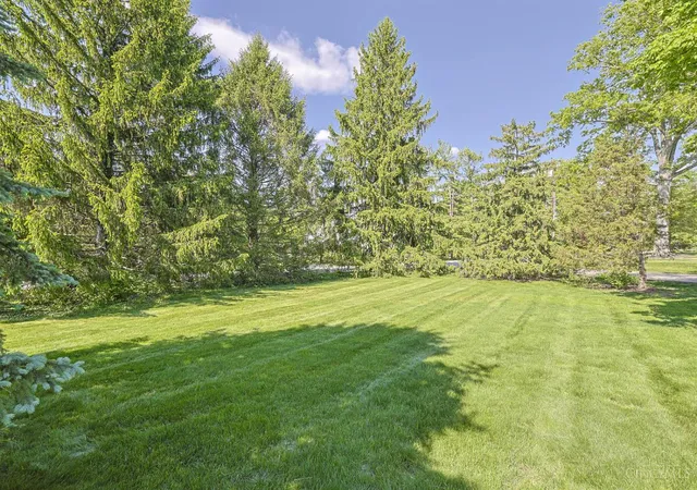 Photo 9 of Sale Pending at 7795 Graves Rd, Indian Hill, OH 45243 | MLS# 1889312 | Listing updated on 2026-08-06