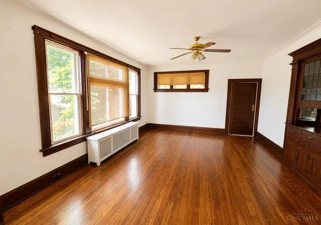 Photo 3 of Single family home for sale at 125 N F St, Hamilton, OH 45013 | MLS# 1889567 | Listing updated on 2026-08-15