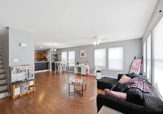 Photo 3 of Sale Pending at 520 S 4th Street, Hamilton, OH 45011 | MLS# 1888728 | Listing updated on 2026-09-30
