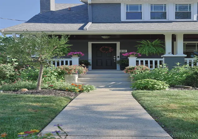 Photo 4 of Sale Pending at 22 Hillsdale Ave, Cincinnati, OH 45216 | MLS# 1889478 | Listing updated on 2026-08-14