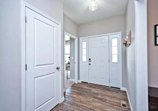 Photo 3 of Single family home for sale at 5515 Foxglove Dr, Fairfield Twp, OH 45011 | MLS# 1889475 | Listing updated on 2026-09-17