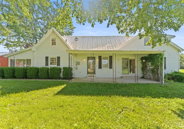 1st image of 15830 Eastwood Rd, Sterling Twp, OH 45154 | MLS# 1887312