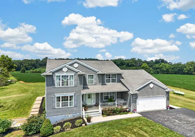 Photo 3 of House for sale at 9043 Storer Ln, Jackson Twp, OH 45133 | MLS# 1889531 | Listing updated on 2026-10-29