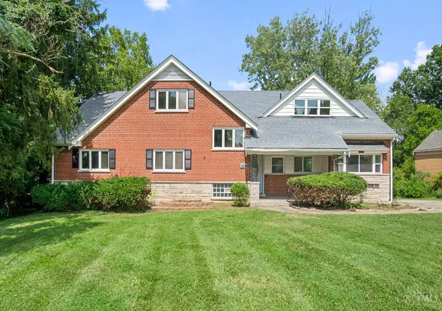 Photo 1 of Sale Pending at 2810 Robers Ave, Cincinnati, OH 45239 | MLS# 1889572 | Listing updated on 2026-09-06