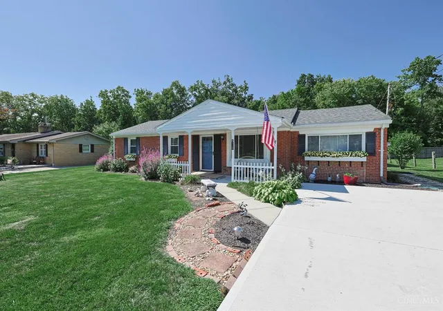 Photo 2 of Sale Pending at 451 Blossom Ln, Union Twp, OH 45244 | MLS# 1889627 | Listing updated on 2026-08-31