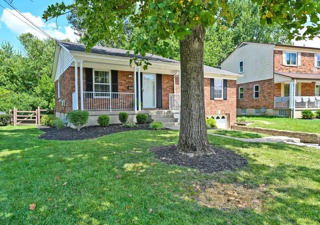Photo 2 of Sale Pending at 6040 Seiler Dr, Green Twp, OH 45239 | MLS# 1889652 | Listing updated on 2026-08-24