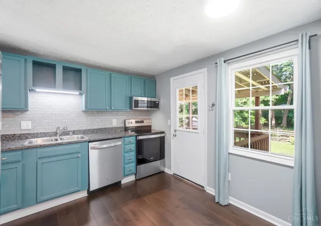 Photo 2 of Single family home for sale at 8943 Pembrooke St, Deerfield Twp., OH 45039 | MLS# 1889223 | Listing updated on 2026-08-06