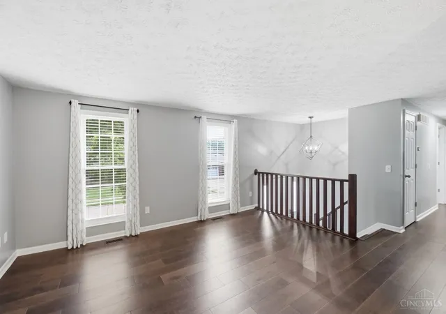 Photo 4 of Single family home for sale at 8943 Pembrooke St, Deerfield Twp., OH 45039 | MLS# 1889223 | Listing updated on 2026-08-06