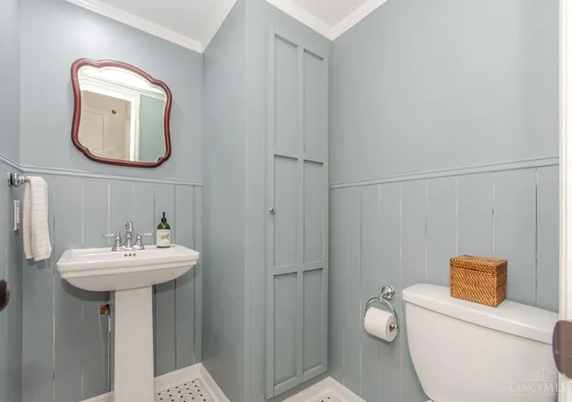 Listing Photo 5 - Condo for sale in building located at 23 Nicholson Ct, Dayton, OH 45459