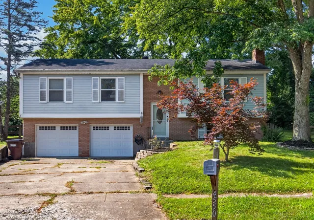 Photo 1 of Sale Pending at 4550 Eldywood Cir, Union Twp, OH 45103 | MLS# 1889189 | Listing updated on 2026-09-08