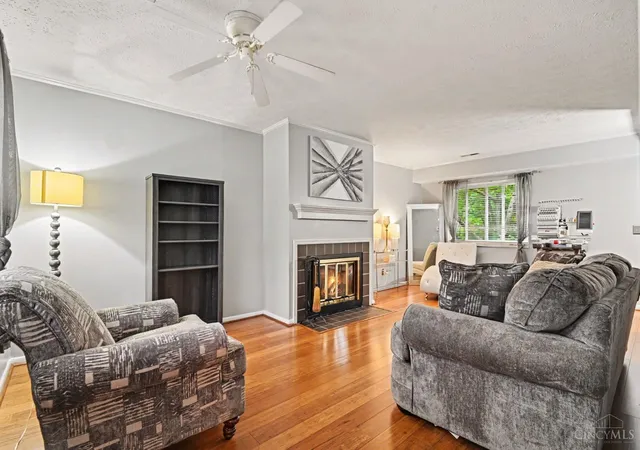 Photo 4 of Condo for sale at 17 Woodview Ct, Cincinnati, OH 45246 | MLS# 1889649 | Listing updated on 2026-09-11
