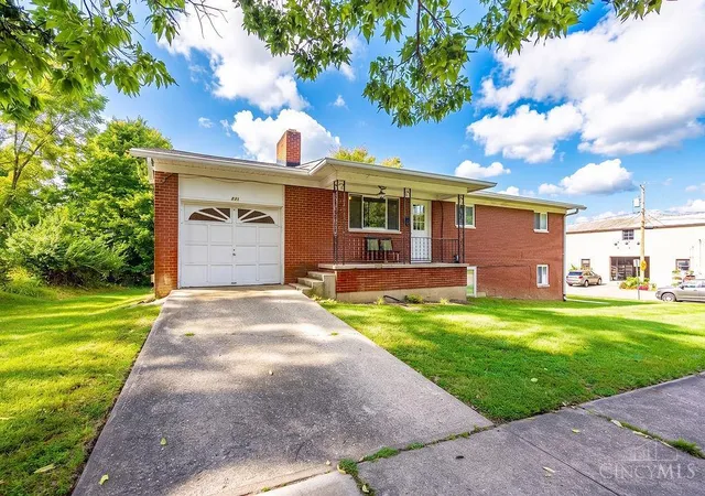 Photo 1 of Multi family home for sale at 231 W Collins St, Oxford, OH 45056 | MLS# 1889644 | Listing updated on 2026-09-11