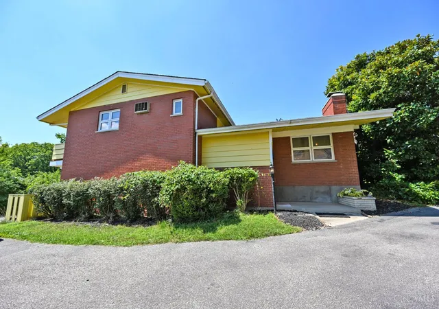 Photo 2 of Single family home for sale at 2883 W Tower Ave, Cincinnati, OH 45238 | MLS# 1889318 | Listing updated on 2026-08-14