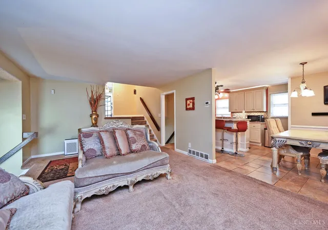 Photo 4 of Single family home for sale at 2883 W Tower Ave, Cincinnati, OH 45238 | MLS# 1889318 | Listing updated on 2026-08-14