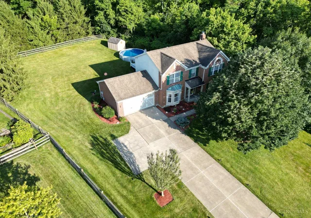 2nd image of 4450 Abby Ct, Green Twp, OH 45248 | MLS# 1889690