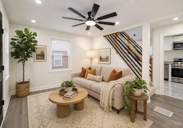 Photo 2 of Single family home for sale at 415 Pershing Ave, Lockland, OH 45215 | MLS# 1889469 | Listing updated on 2026-08-30