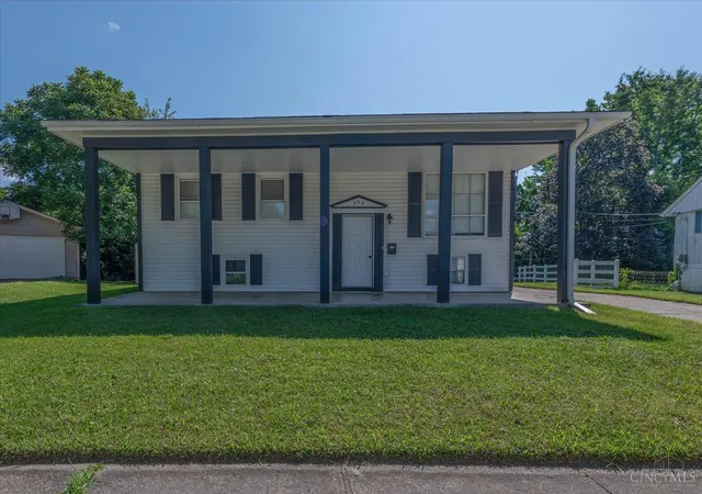 Photo 1 of Single family home for sale at 390 Sandy Ln, Franklin, OH 45005 | MLS# 1889683 | Listing updated on 2026-08-10