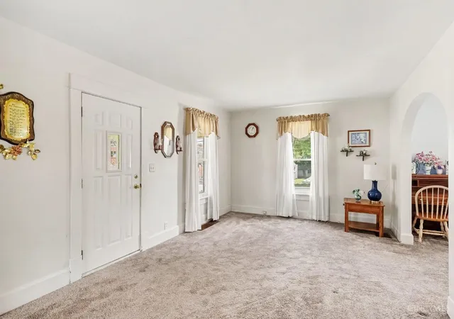 Photo 3 of Sale Pending at 220 Victoria Ave, Batavia, OH 45103 | MLS# 1889588 | Listing updated on 2026-09-08