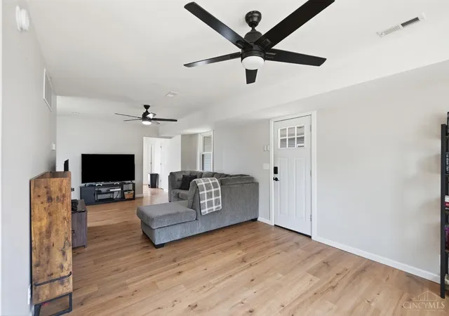 Photo 3 of Sale Pending at 432 Forest St, Washington Court Hous, OH 43160 | MLS# 1889728 | Listing updated on 2026-09-19