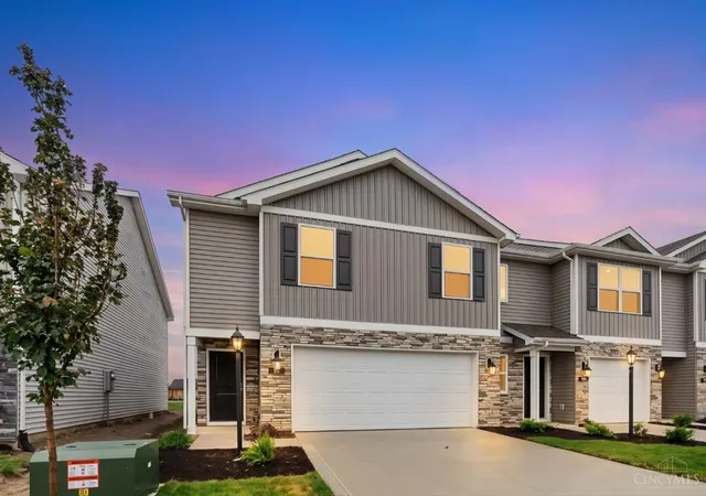Townhouse for sale at 91 Cypress Hl Dr, Defiance, OH 43512 | MLS# 1889794
