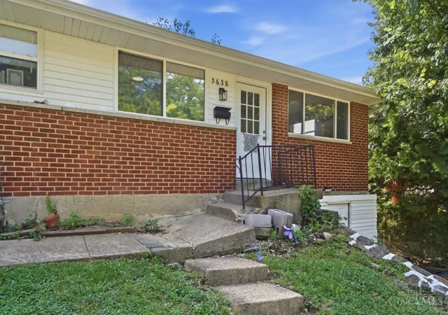 Photo 4 of Sale Pending at 5638 Folchi Dr, Cincinnati, OH 45224 | MLS# 1889505 | Listing updated on 2026-09-16