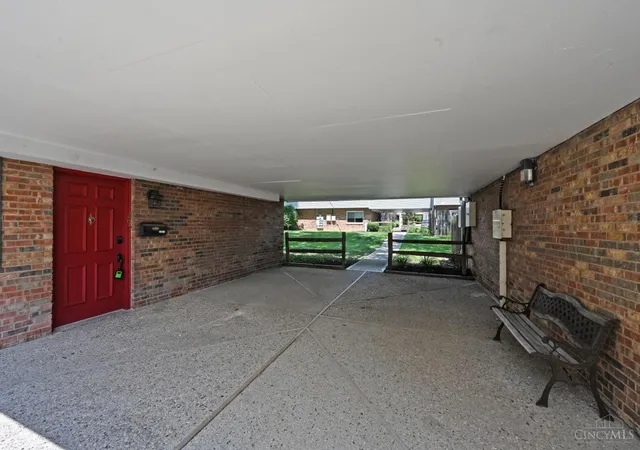2nd image of 7752 Montgomery Rd #29, Sycamore Twp, OH 45236 | MLS# 1889812