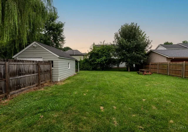 Photo 16 of Sale Pending at 1101 Sorg Pl, Middletown, OH 45042 | MLS# 1889416 | Listing updated on 2026-08-24