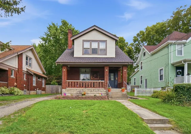 Photo 2 of Single family home for sale at 6228 Cortelyou Ave, Cincinnati, OH 45213 | MLS# 1889739 | Listing updated on 2026-09-12