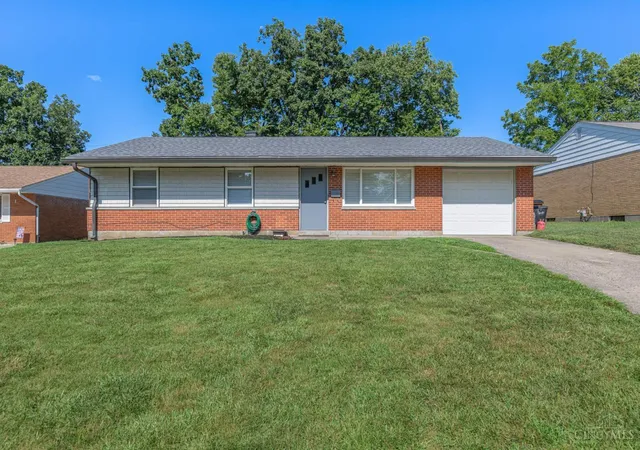 Photo 1 of Sale Pending at 508 Regent Dr, Middletown, OH 45044 | MLS# 1888288 | Listing updated on 2026-10-04