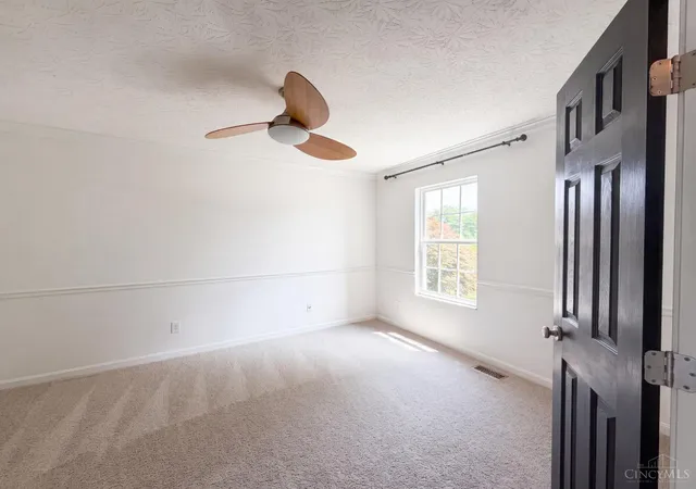 Photo 3 of Single family home for sale at 7235 Northgate Dr, Maineville, OH 45039 | MLS# 1889752 | Listing updated on 2026-08-20