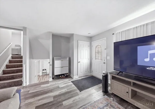 Photo 3 of Single family home for sale at 2343 Fairgreen Dr, Green Twp, OH 45238 | MLS# 1889867 | Listing updated on 2026-08-20